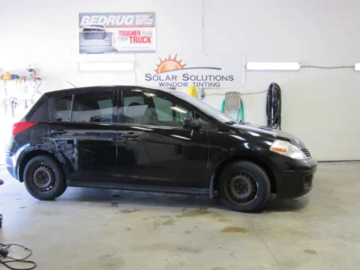 automotive window tint installation